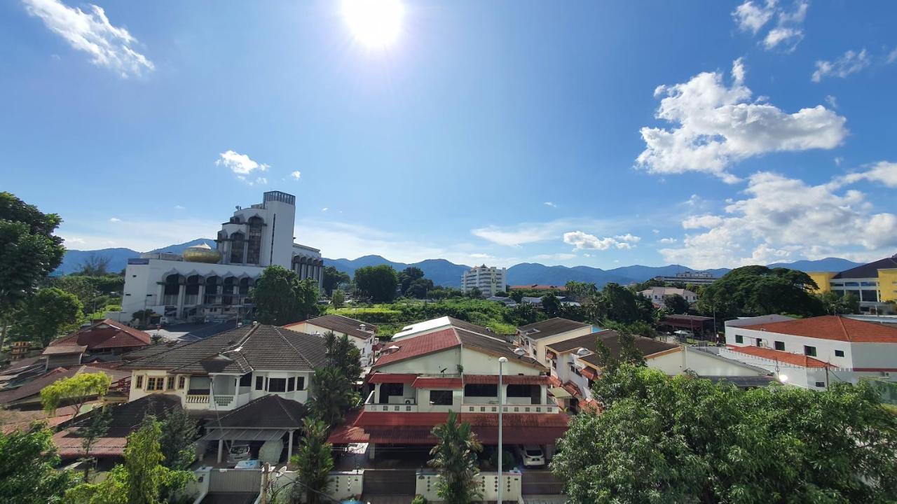 Kinta River Front Suites Ipoh By Beestay Экстерьер фото